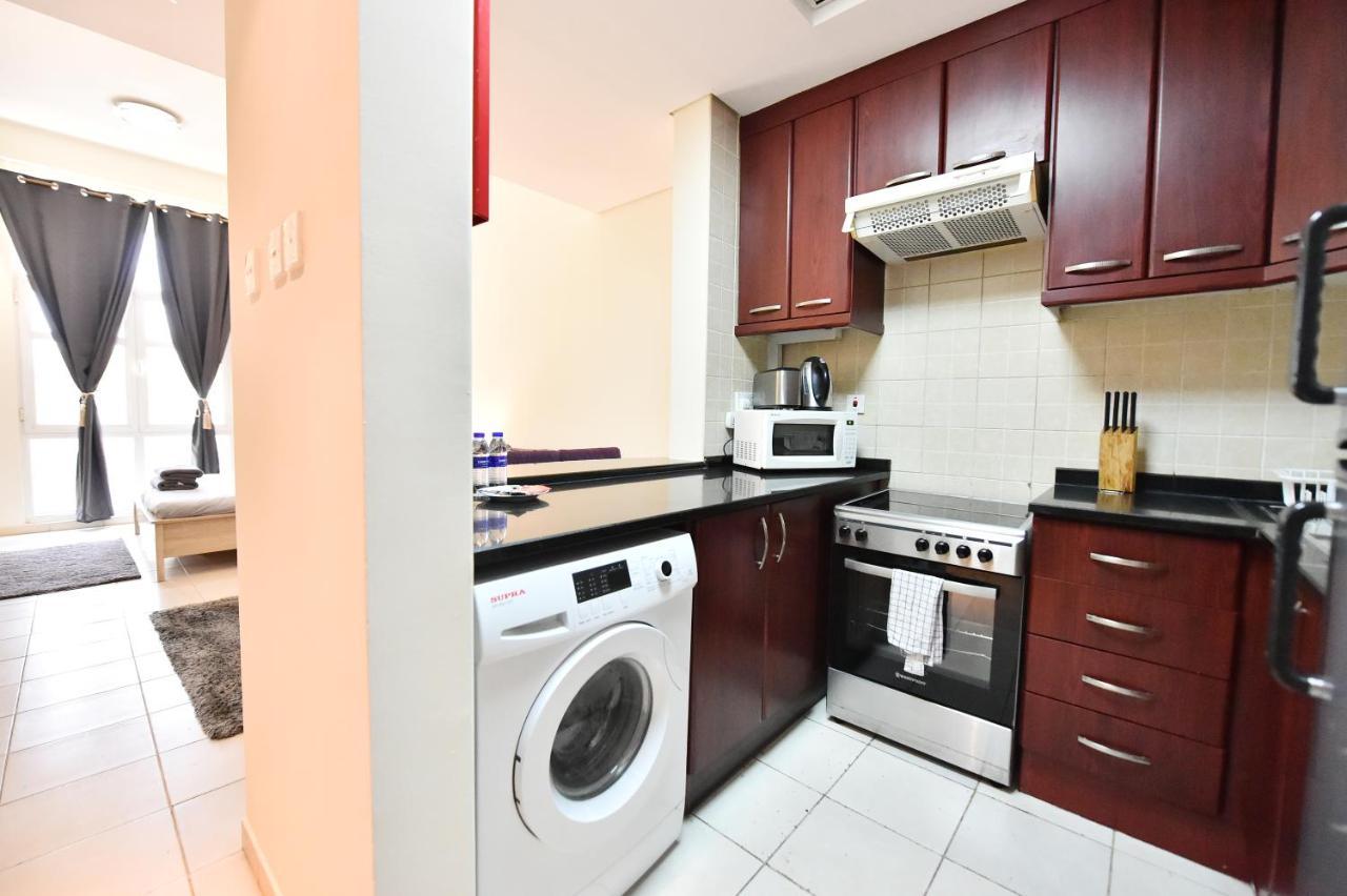 Luxury Escapes - Spacious Fully Furnished Studio Apt - Next To Metro, 5 Mins From Mall - Med46 Дубай Екстериор снимка
